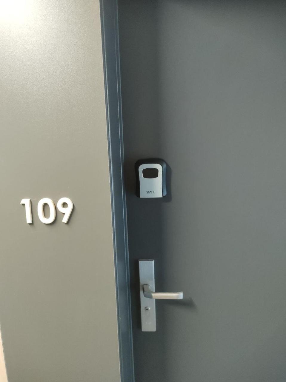 Totu Today-Plac Wolnosci 6 Apartamenty, Faktura Vat, Self Check-In Poznań Esterno foto