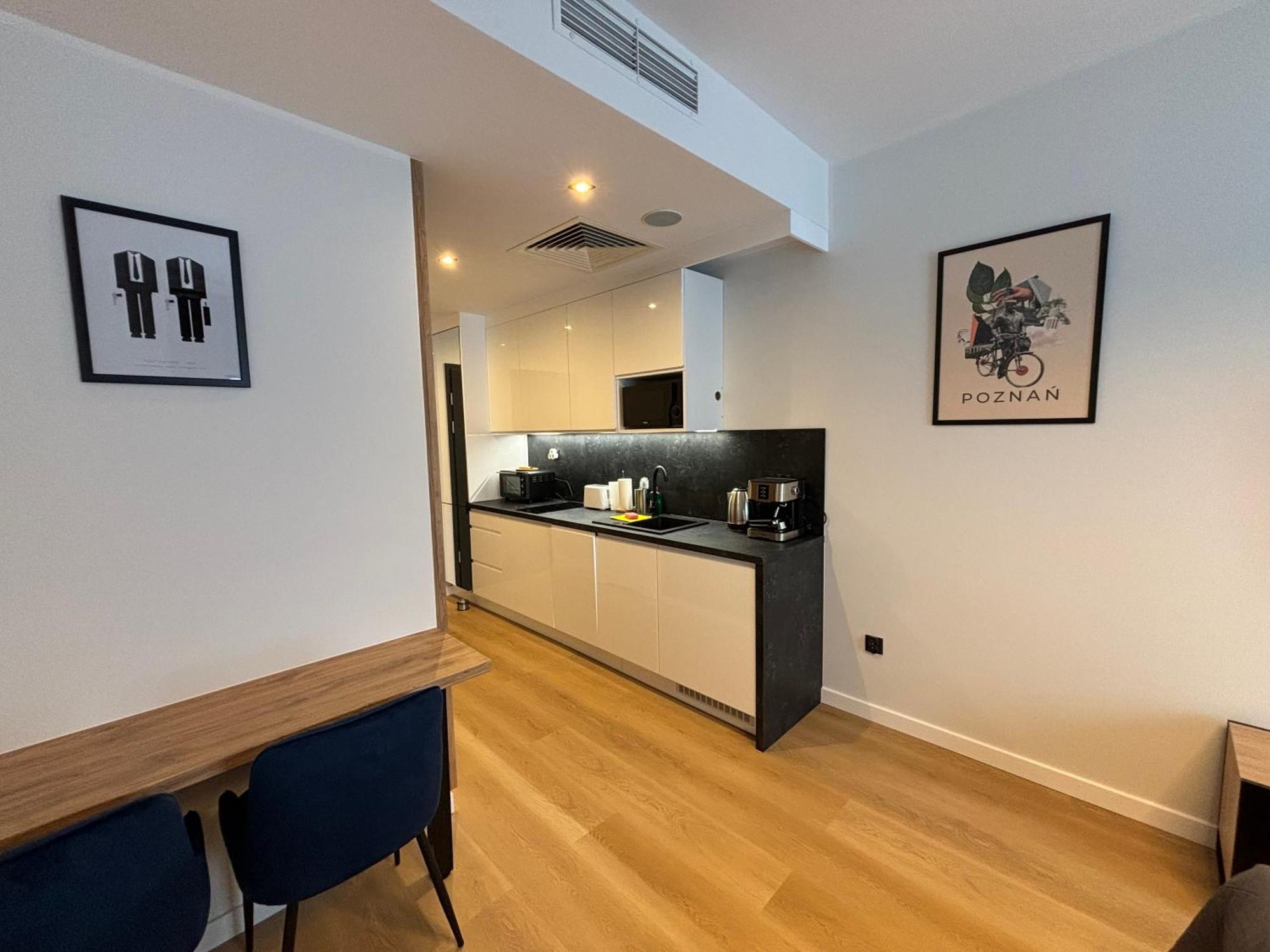 Totu Today-Plac Wolnosci 6 Apartamenty, Faktura Vat, Self Check-In Poznań Esterno foto